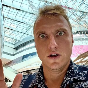 bitcoin… this is very, very crazy…