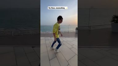 The moon, moonwalking 🌙