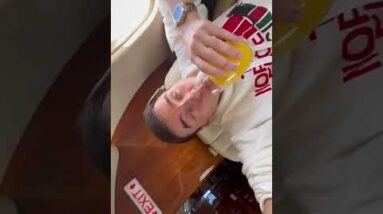 Drink with style 👀